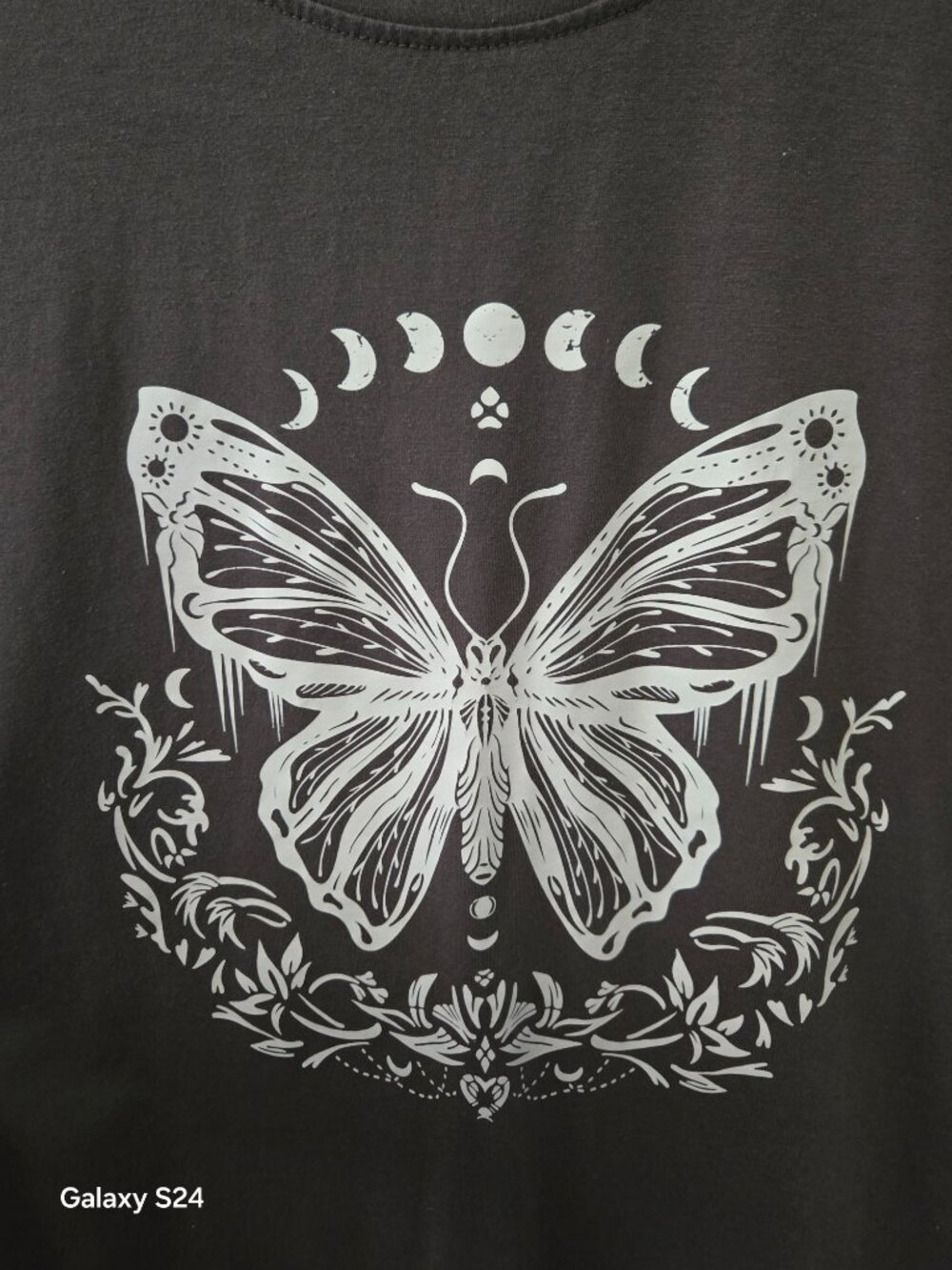 Butterfly Moon Phases Graphic Tee Women Medium Gray Celestial Boho - Picture 2 of 8